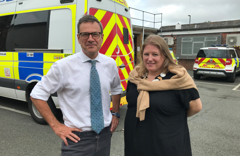 More police on the Island AND named officers for every community. Bob with Conservative Police and Crime Commissioner Donna Jones.